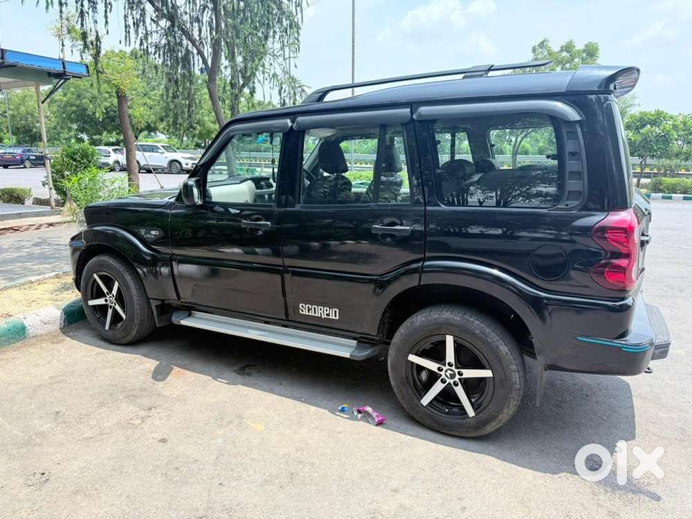 Mahindra Scorpio 2022 Diesel Well Maintained