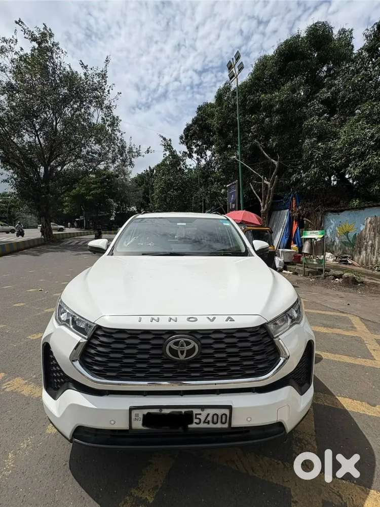 Toyota Innova Hycross 2023 Petrol 43000 Km Driven