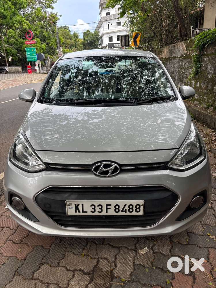 Hyundai Xcent Petrol 2014 Nov-full Company Serviced
