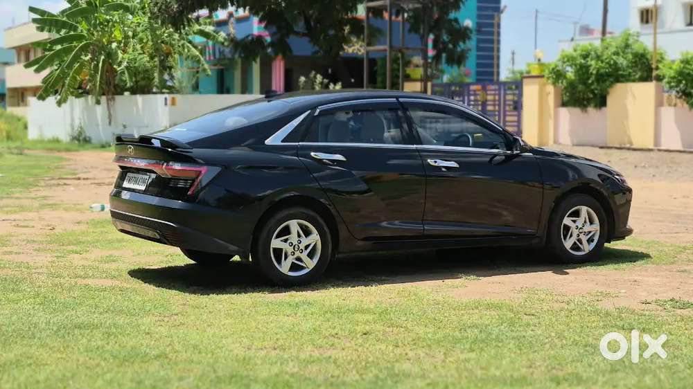Hyundai Verna 1.5 Petrol 2024-2025