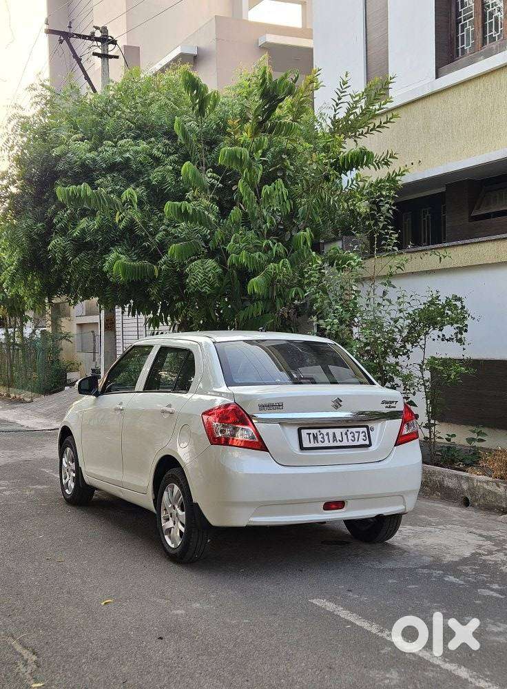 Maruti Suzuki Swift Dzire 1.2 Zxi Bsiv, 2013, Petrol