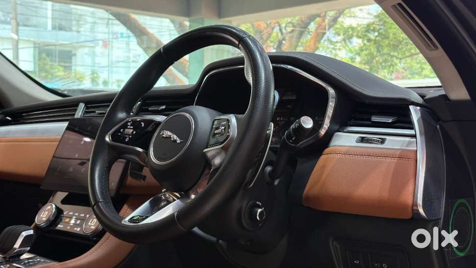 Jaguar F-pace 2.0 R Dynamic S, 2023, Petrol
