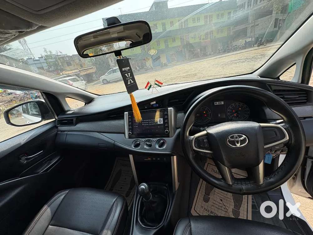 Toyota Innova Crysta 2.4 Mt 2023