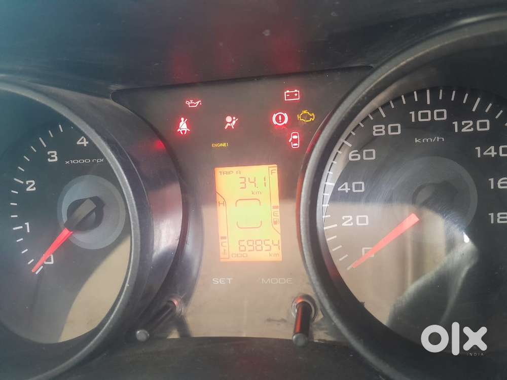 Mahindra Tuv 300 T4 Plus, 2018, Diesel