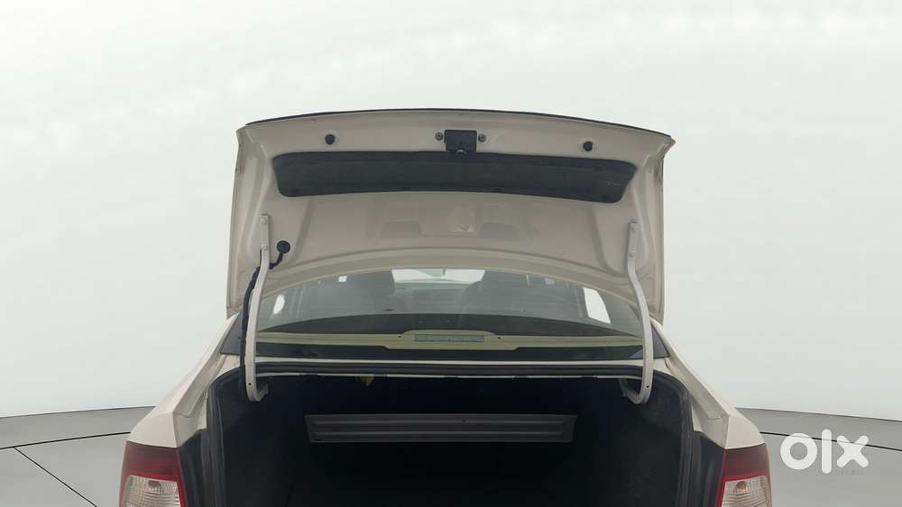 Skoda Rapid 1.0 Tsi Active, 2020, Petrol