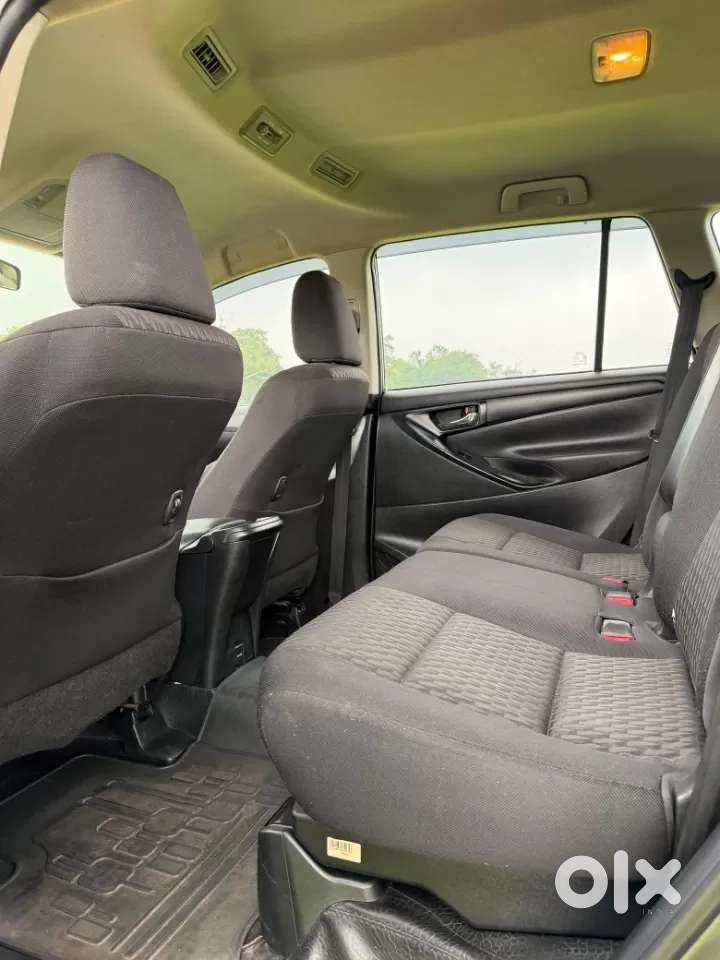 Toyota Innova Crysta 2.4 G Mt 7 Str, 2021, Diesel