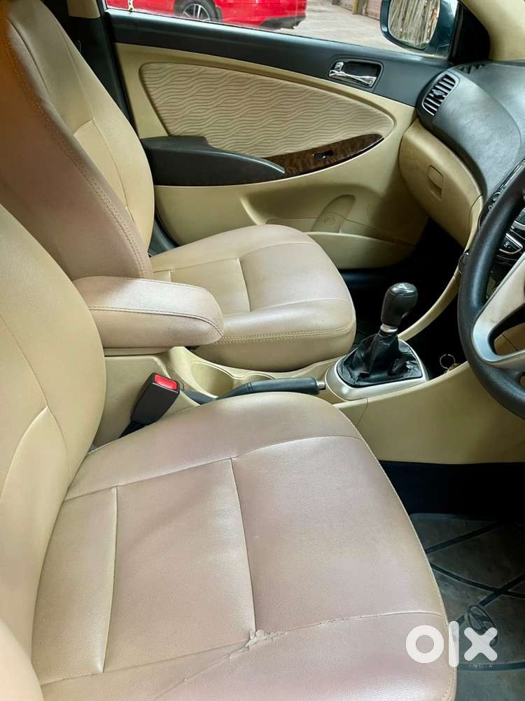 Hyundai Verna 1.6 Vtvt Ex |1st Owner| Only 32000km| White Color