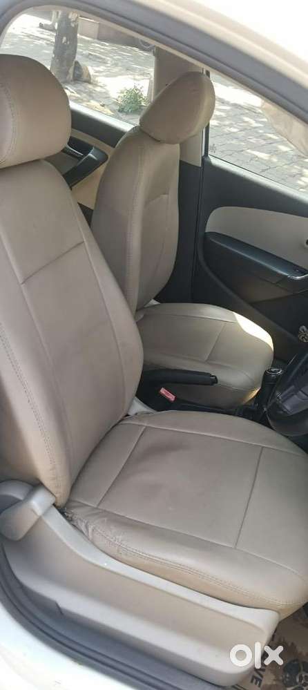 Volkswagen Polo 2010 Base Model