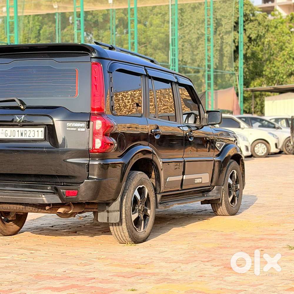 Mahindra Scorpio Classic 2.2 S 11 Mt 7 Str, 2024, Diesel