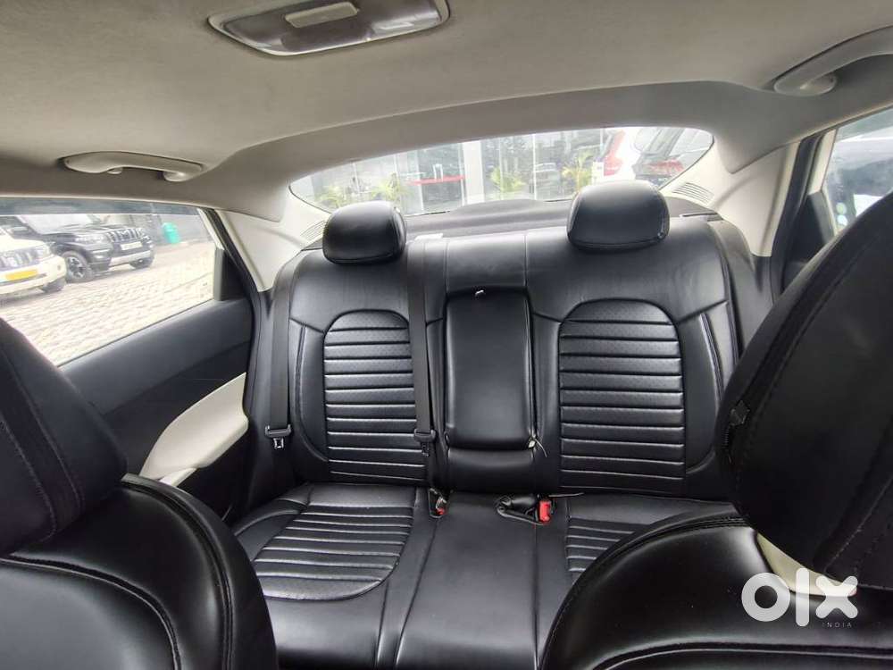 Hyundai Verna 1.5 Mpi Mt Sx (o), 2023, Petrol
