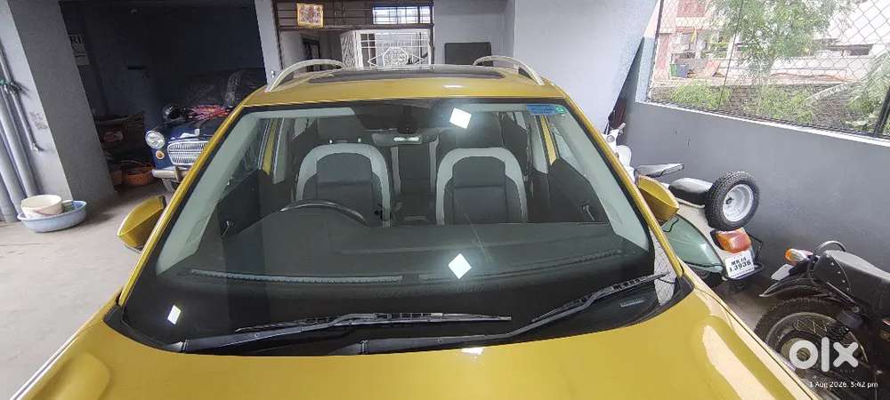 2024 Volkswagen Taigun Topline 1.0 Tsi Mt &ndash; Kurkuma Yellow