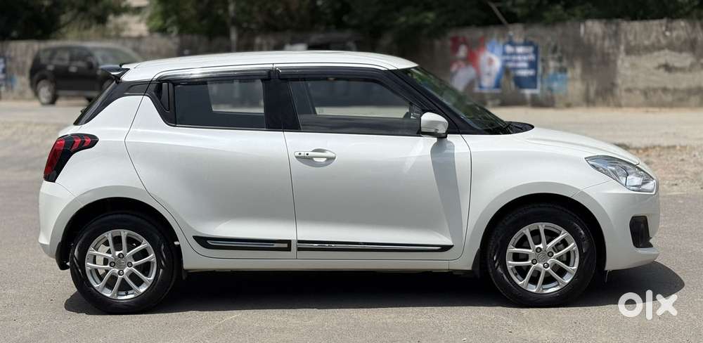 Maruti Suzuki Swift Amt Vvt Zxi, 2023, Petrol