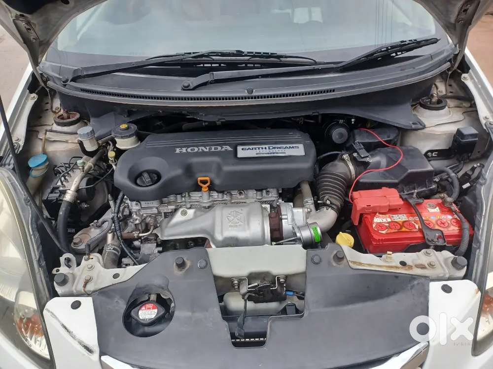 Honda Amaze Diesel  T White Colour