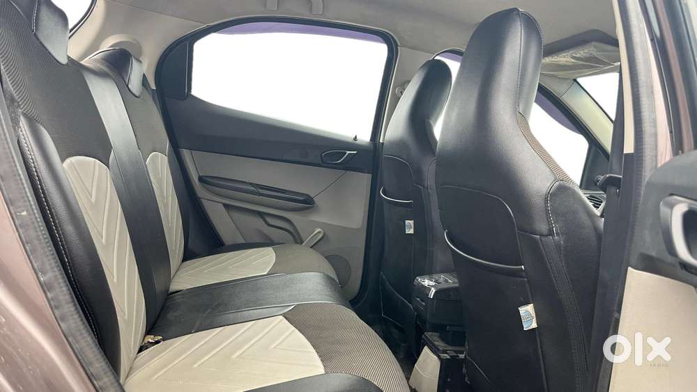Tata Tiago Xe, 2018, Petrol