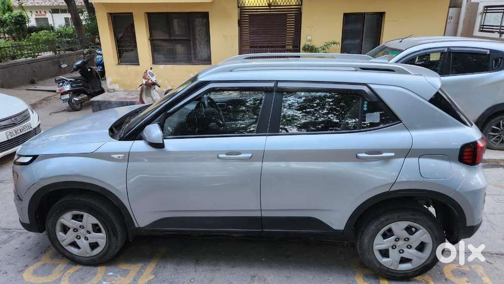 Hyundai Venue 2022 Petrol Good Condition