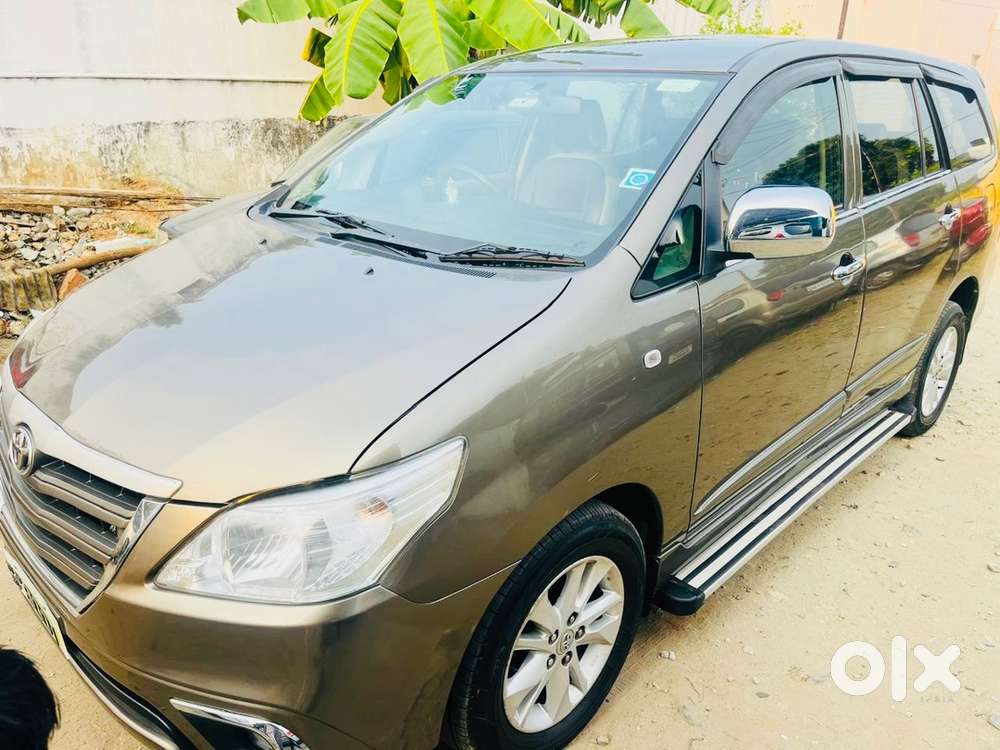 Toyota Innova 2015 Diesel 71000 Km Driven