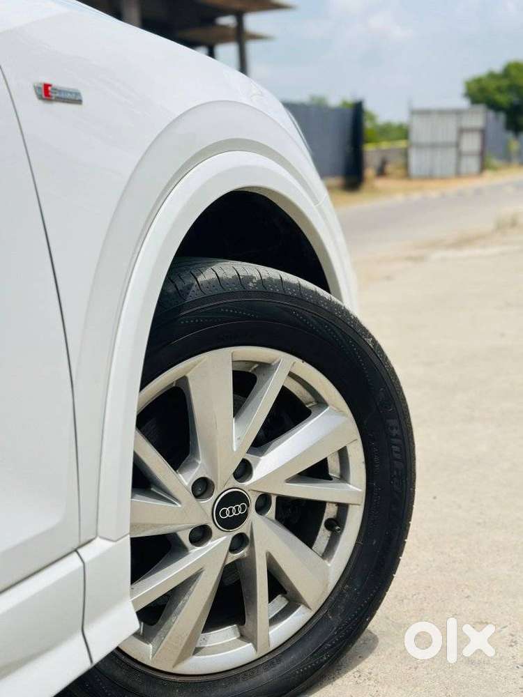 Audi Q2 2.0 40 Tfsi Quatro Premium, 2020, Petrol