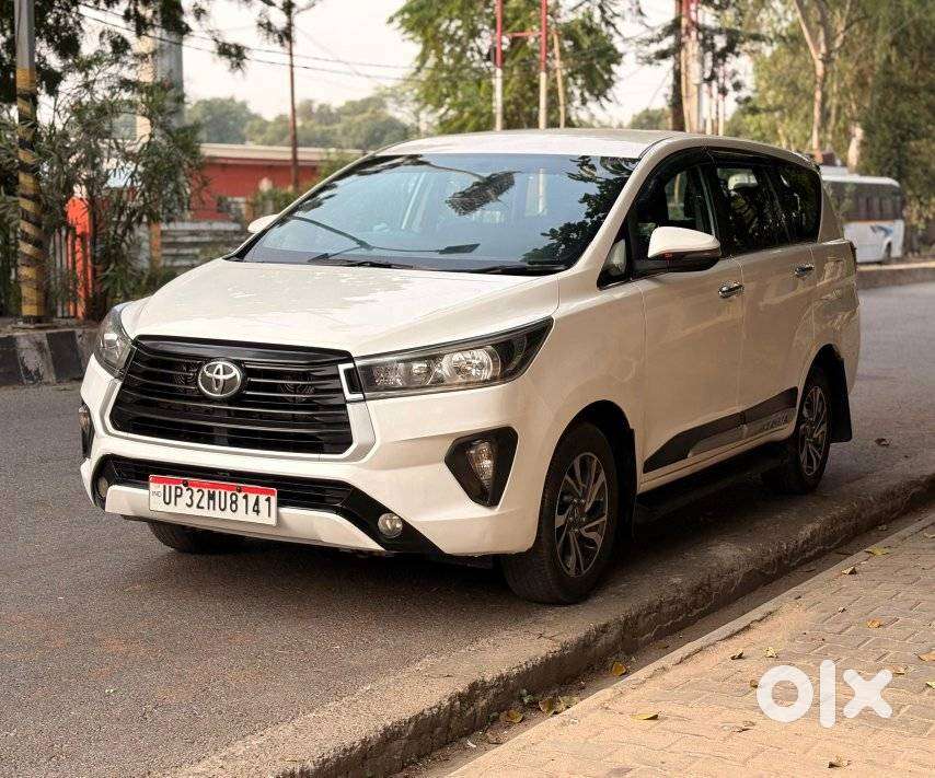 Toyota Innova Crysta 2.4 Gx Mt, 2022, Diesel