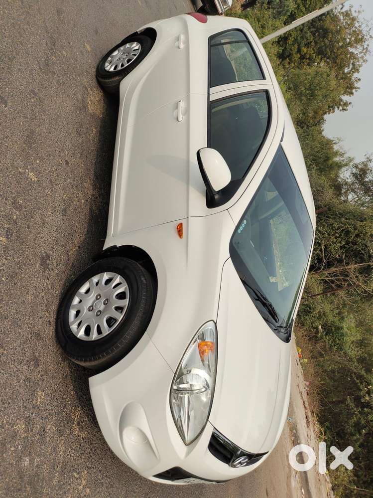 Hyundai I20 2012-2014 Magna Optional 1.2, 2012, Cng & Hybrids