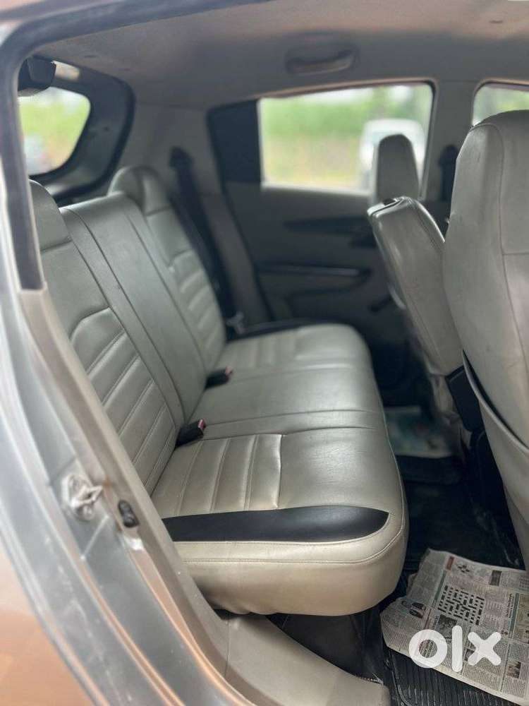 Mahindra Kuv 100, 2016, Petrol