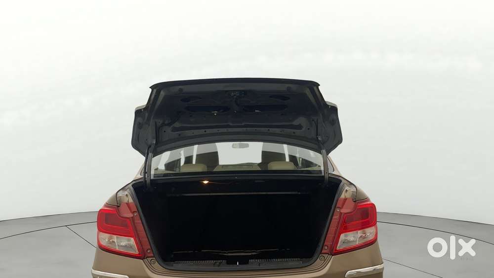 Maruti Suzuki Swift Dzire Zxi + Amt, 2018, Petrol