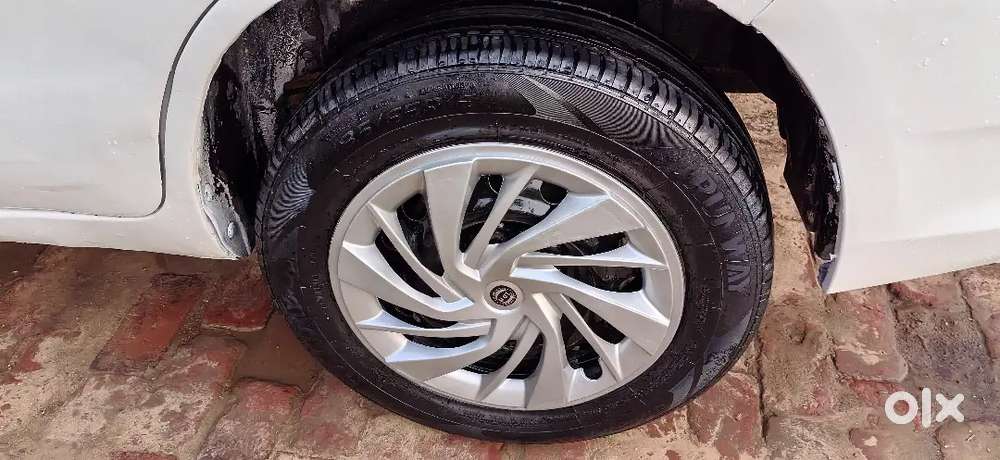 Maruti Suzuki Ertiga Lxi 2012