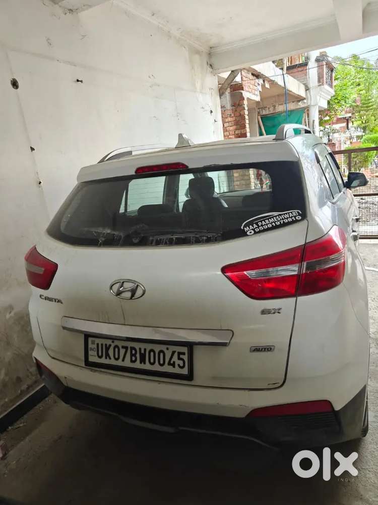 Creta White Top Model Automatic