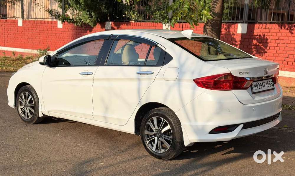 Honda City 1.5 V At, 2017, Petrol