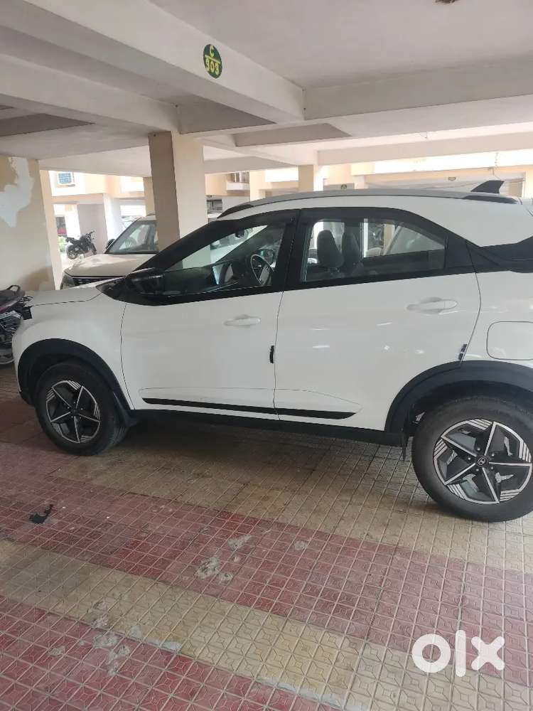 Tata Nexon 2024 Petrol Manual