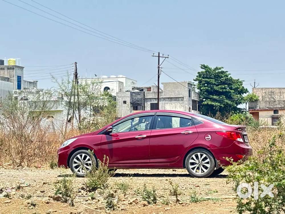 Verna For Sell, Good Condition, Cherry Red Colour,good Interior Screen