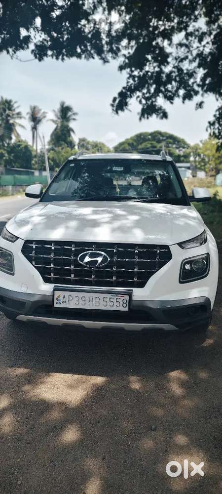 , Venue Petrol 1.2 S Plus 2020 Model