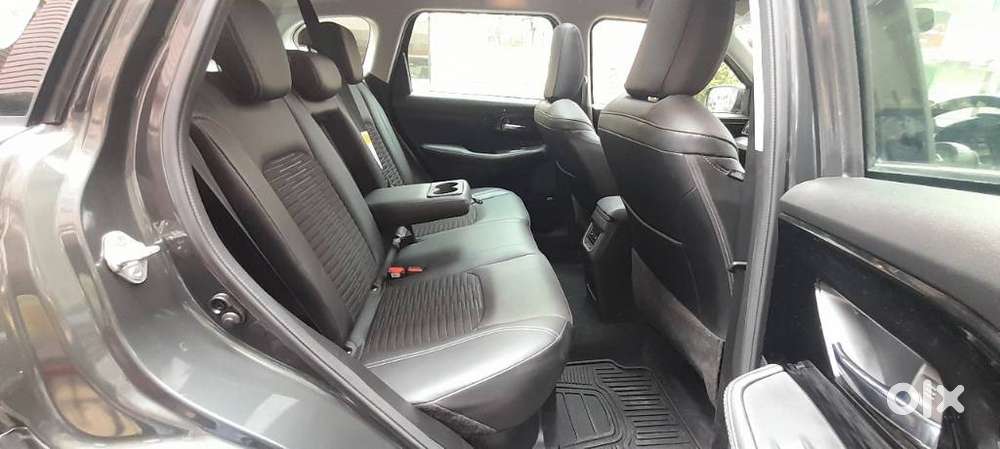 Maruti Suzuki Victoris Zxi Plus(o) At, 2025, Cng & Hybrids