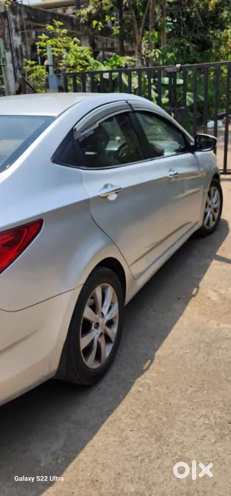 Hyundai Fluidic Verna 2013