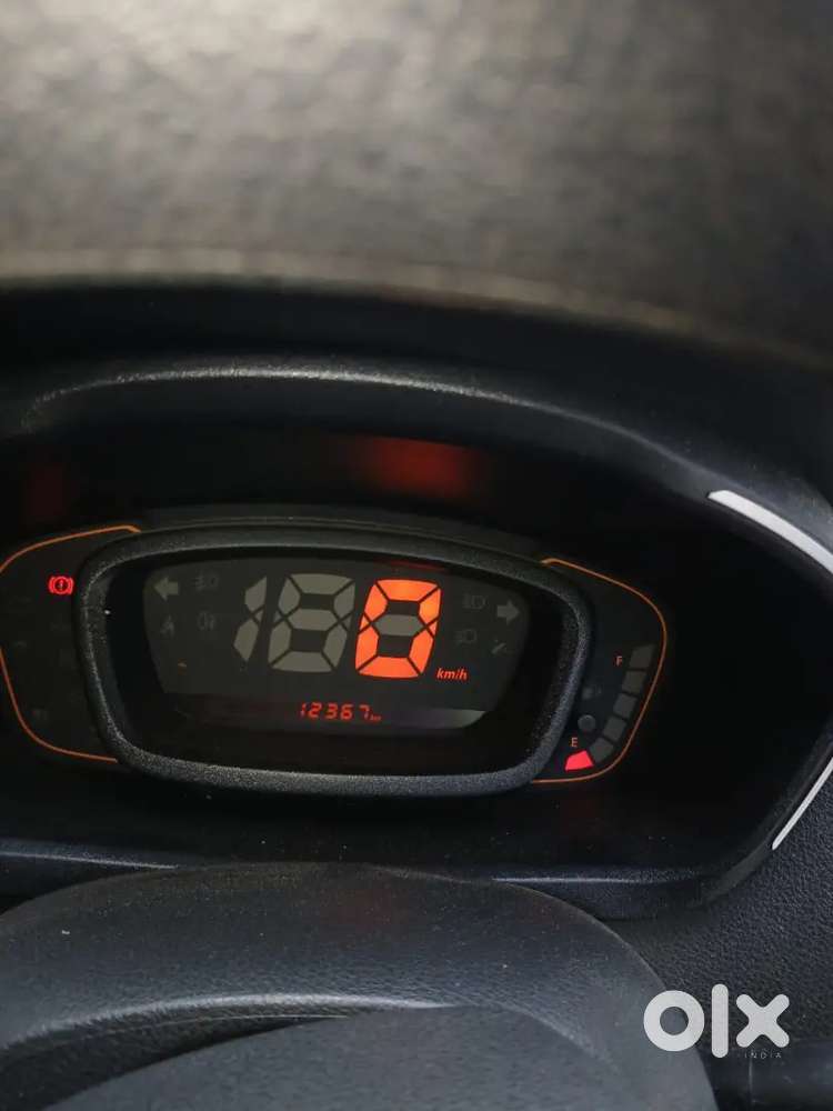 Renault Kwid 2017 Petrol Well Maintained