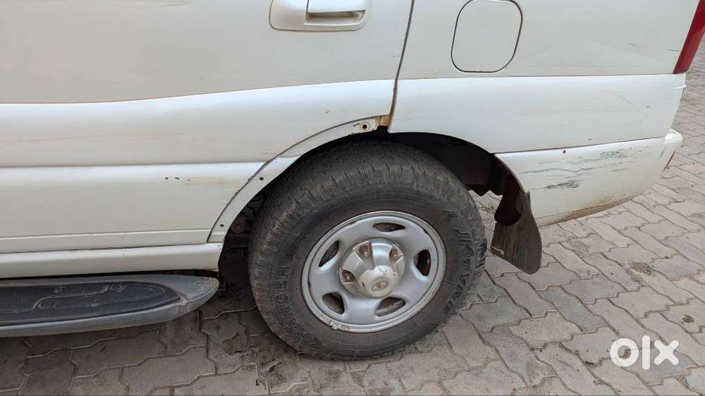 Tata Safari 2012– Excellent Engine, New Tyres, Insurance