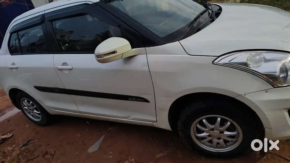 Maruti Suzuki Dzire 2013 Petrol 96000 Km Driven