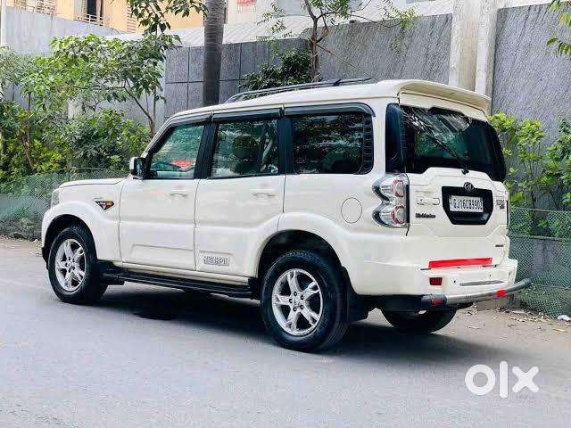 Mahindra Diesel Car 2018