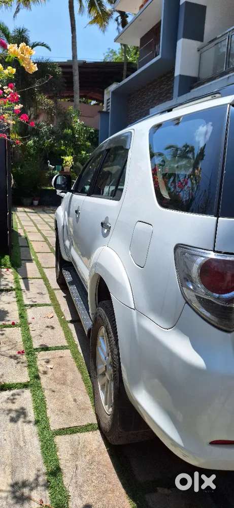 2013/11,toyota Fortuner 3-0 D4-d Automatic,5speed, Km:91400,