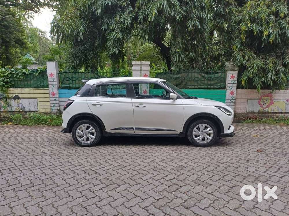 Maruti Suzuki Swift 1.3 Zxi, 2024, Petrol