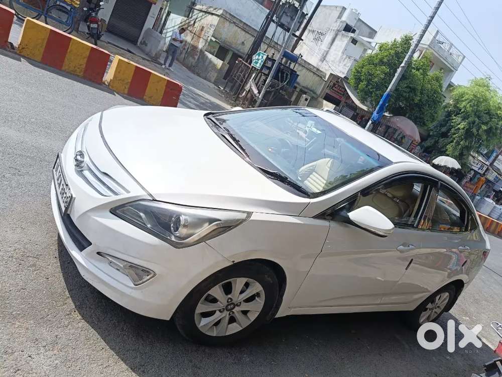 Hyundai Verna 2016