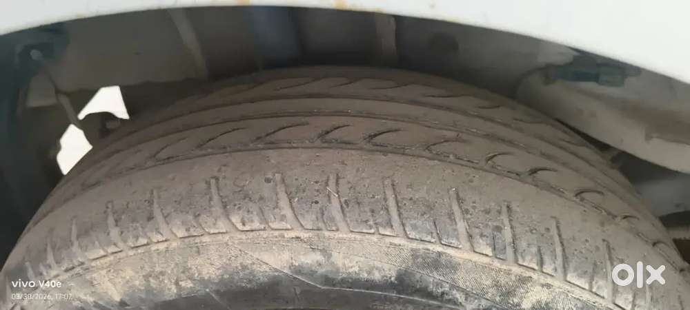 बर्रा 8 Ramgopal Chauraha Kanpur Nagar