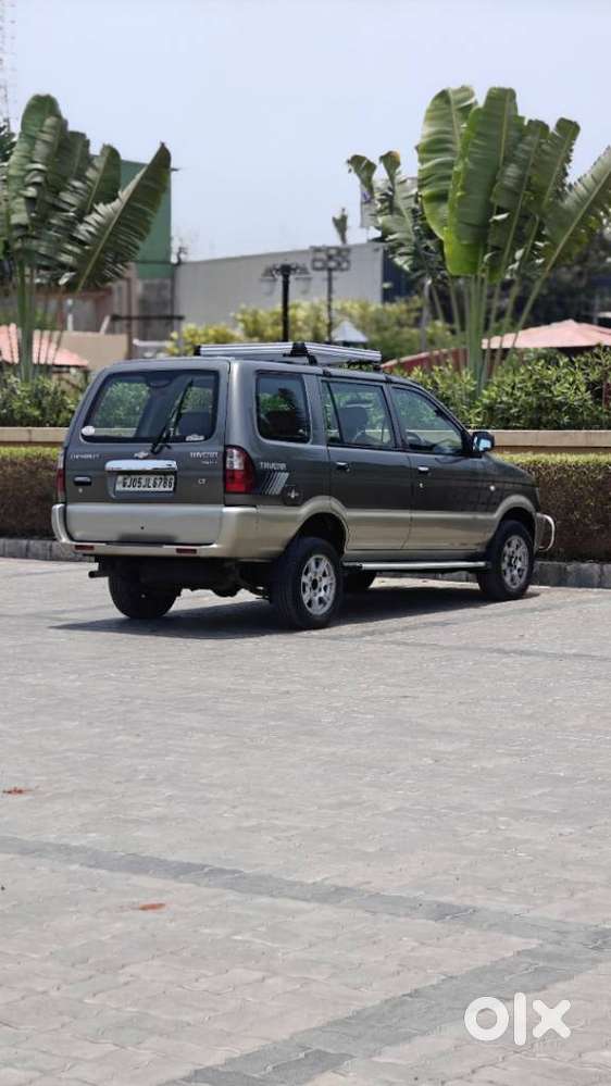Chevrolet Tavera, 2015, Diesel
