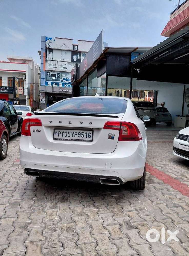 Volvo S60 D5 Inscription, 2016, Diesel