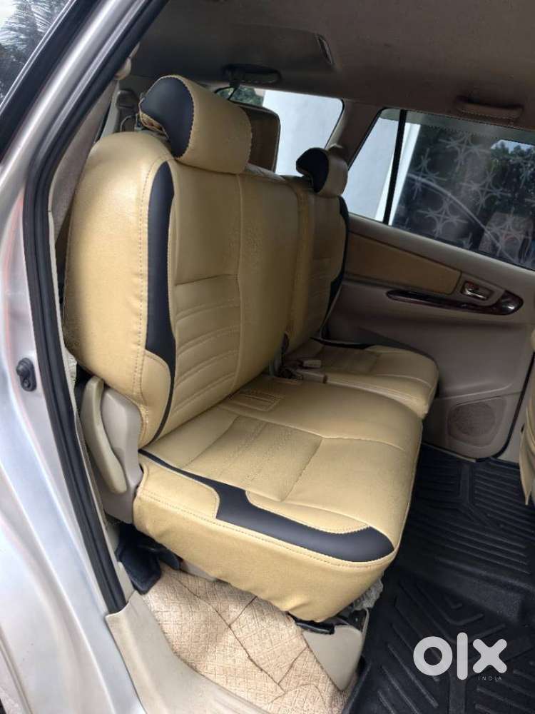 Toyota Innova 2.0 V, 2013, Diesel