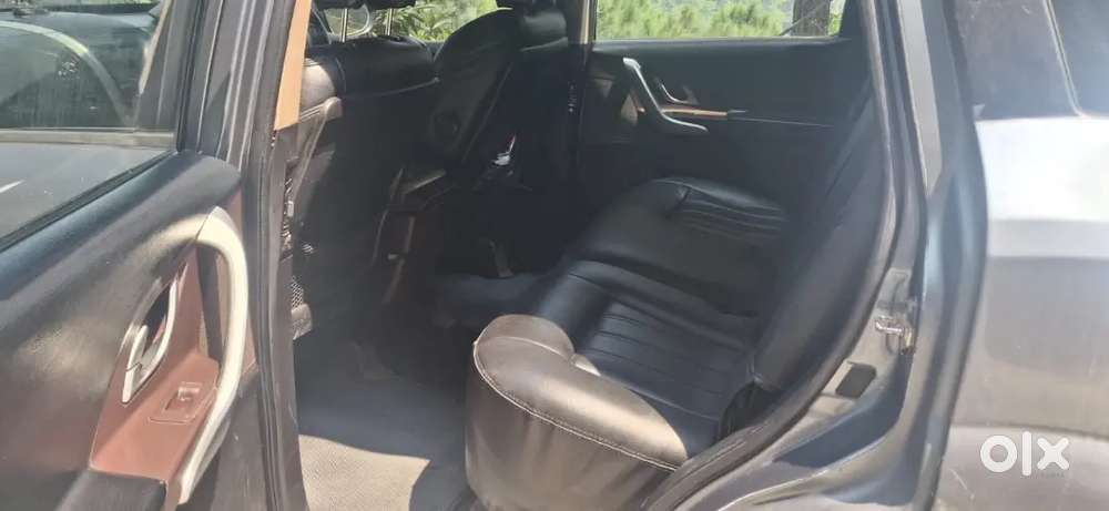 Mahindra Xuv500 Diesel 2013 Car