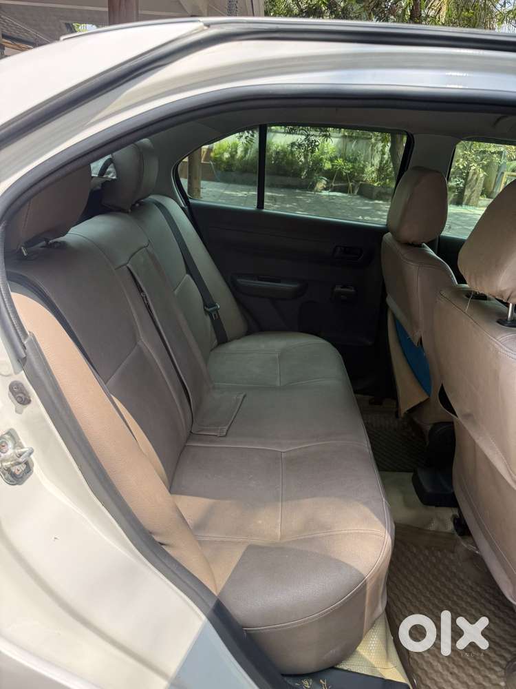 Maruti Suzuki Swift Dzire Tour Ldi, 2015, Diesel