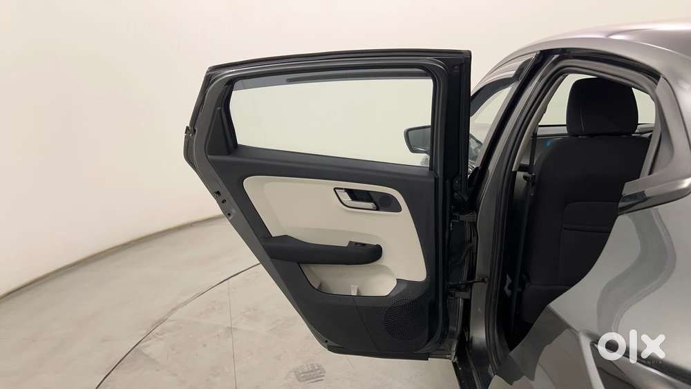 Tata Altroz Xza Plus (s), 2024, Petrol