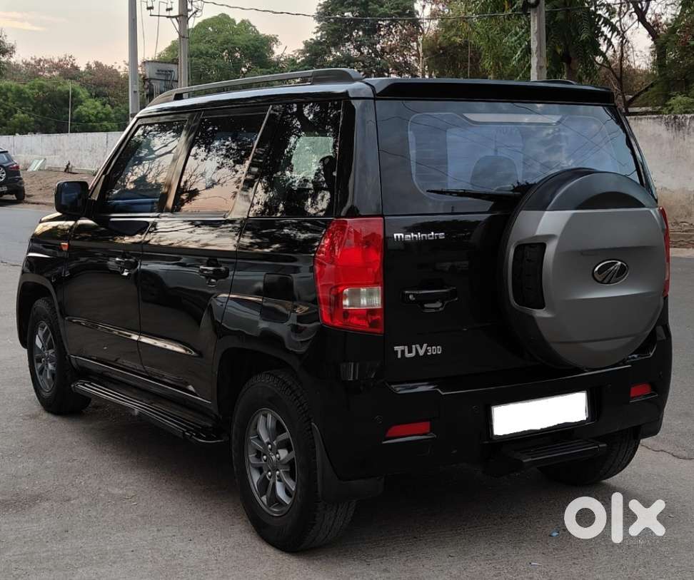 Mahindra Tuv 300 T10, 2019, Diesel