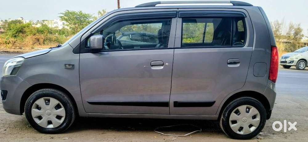 Maruti Suzuki Wagon R 1.0 Vxi Plus (o) Amt, 2016, Petrol