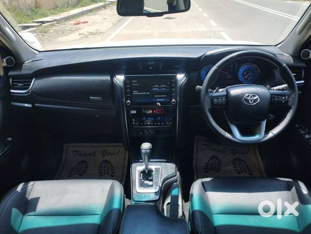 Toyota Fortuner 4x2 At 2.7 Petrol, 2024, Petrol